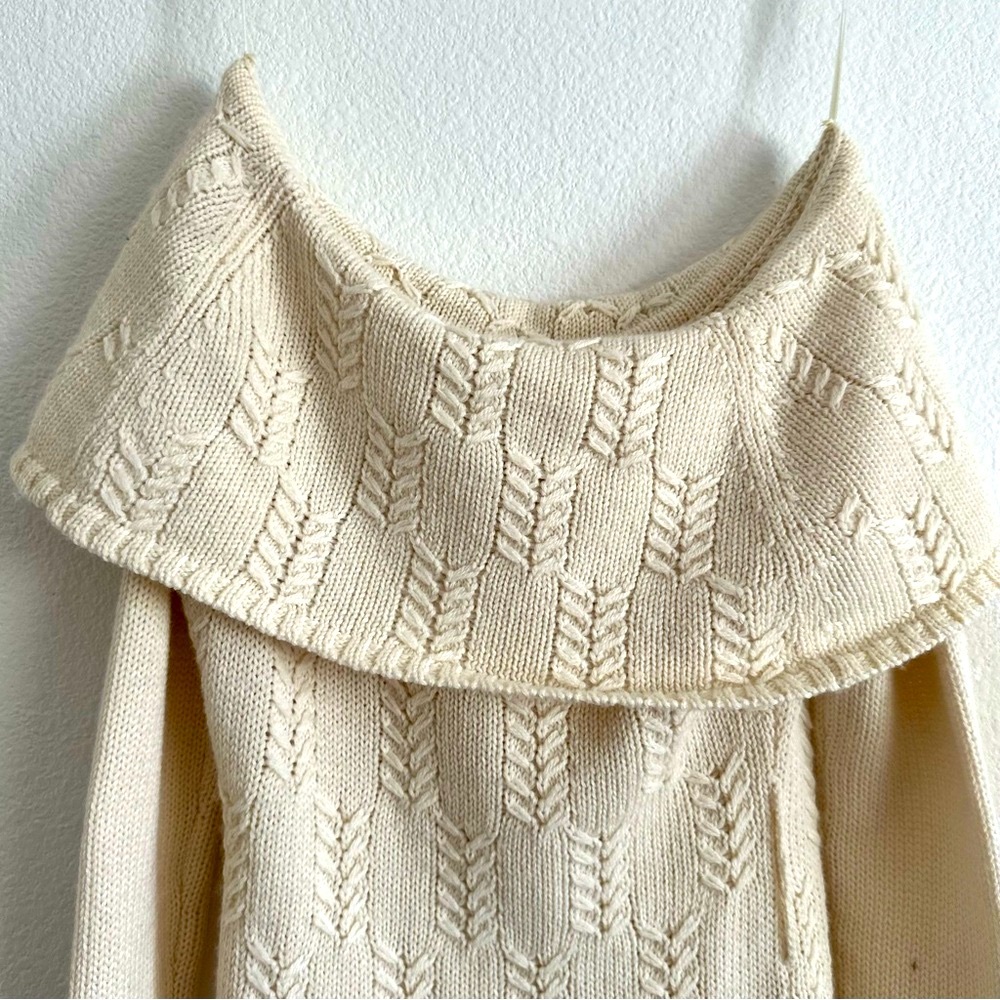Guess Elegant Cream Sweater - Picture 3 of 12